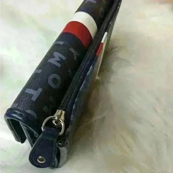 Tommy‎ Hilfiger purse and matching wallet - Picture 15 of 16